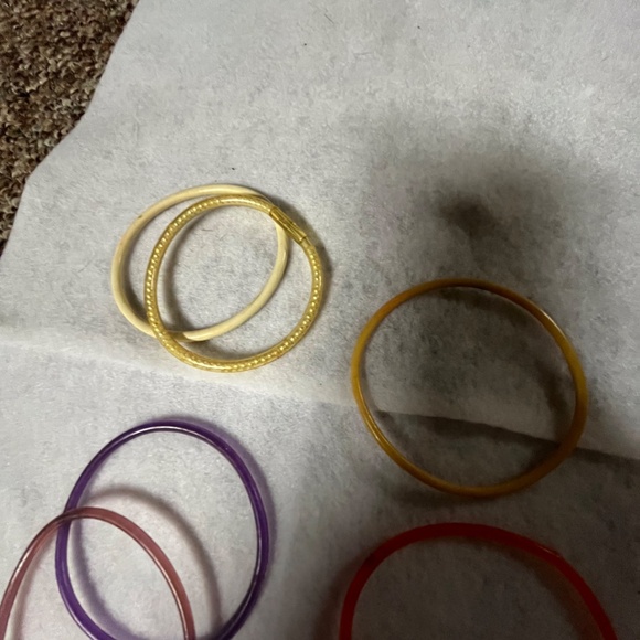 Vintage 80's Rubber/Jelly Bracelets: Set of 7 - Picture 7 of 7